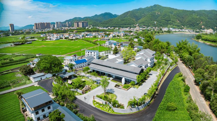 历史遗留矿山修复,森林抚育,耕地安全利用与土壤污染修复等山,水,林